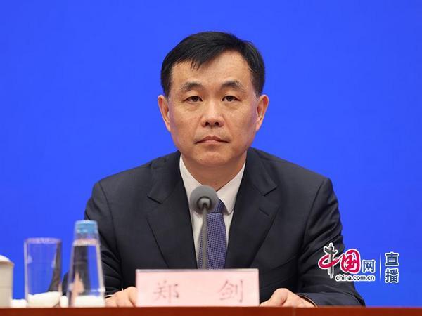 国家发展改革委回应无人机飞行活动审批难：正会同有关部门研究 提高飞行计划审批效率