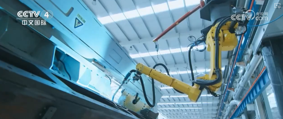 储备综合性措施、打好政策“组合拳” 为“十五五”开好局起好步蓄力赋能