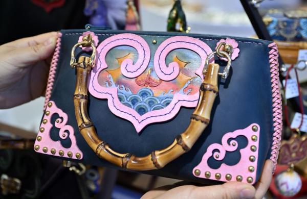 新、奇、特、酷：在消博会上触摸消费市场新风向