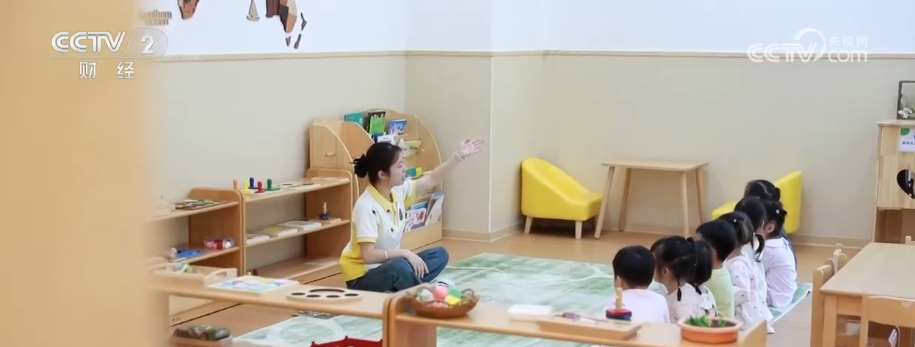 做大做好服务业蛋糕 以强大“中国服务”支撑更高端“中国制造”