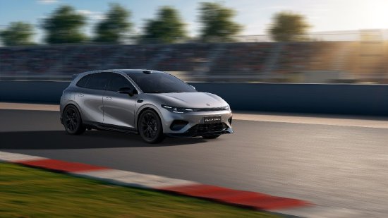 零跑Lafa5 Ultra上市：零百加速进入5s级，限时售价11.88万-12.48万元