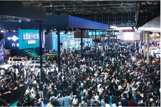 全球领跑，智启新程｜比亚迪亮相2026北京车展