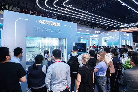 比亚迪包馆北京车展：五网四品牌齐聚E3，技术体验专馆成焦点