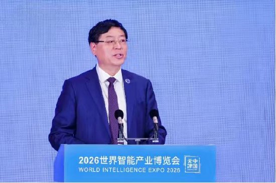 杨元庆：发展智能经济需培育AI创新新生态